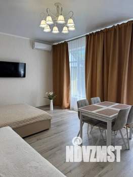 1-к квартира, посуточно, 64м2, 2/3 этаж