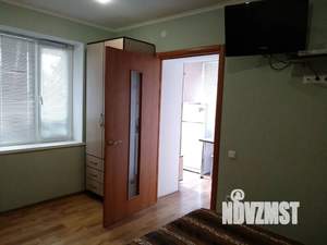 1-к квартира, посуточно, 28м2, 1/2 этаж
