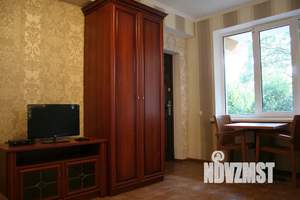 Студия квартира, посуточно, 20м2, 1/2 этаж