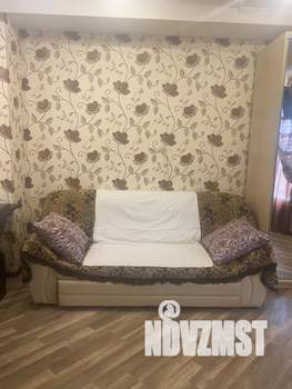 Студия квартира, посуточно, 35м2, 1/2 этаж