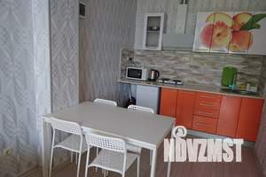 2-к квартира, посуточно, 55м2, 1/3 этаж