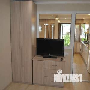 1-к квартира, посуточно, 33м2, 1/2 этаж