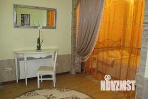 1-к квартира, посуточно, 50м2, 1/1 этаж