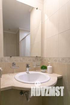 1-к квартира, посуточно, 80м2, 1/1 этаж