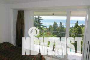 1-к квартира, посуточно, 50м2, 3/3 этаж
