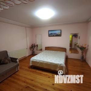 2-к квартира, посуточно, 60м2, 1/2 этаж