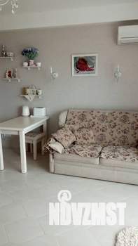 Студия квартира, посуточно, 32м2, 2/7 этаж