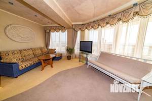 3-к квартира, посуточно, 240м2, 1/1 этаж