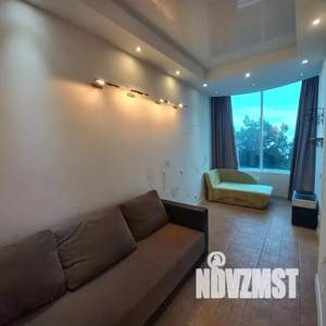 2-к квартира, посуточно, 42м2, 2/9 этаж