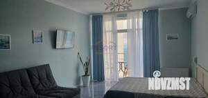 Студия квартира, посуточно, 35м2, 8/10 этаж