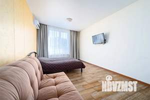 Студия квартира, посуточно, 32м2, 13/18 этаж