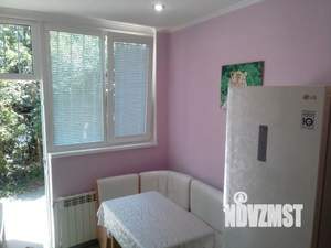 1-к квартира, посуточно, 40м2, 1/3 этаж