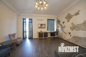 1-к квартира, посуточно, 51м2, 3/3 этаж