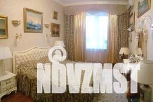 2-к квартира, посуточно, 55м2, 2/4 этаж