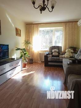 3-к квартира, посуточно, 52м2, 1/4 этаж