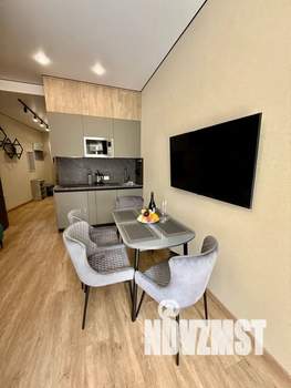 Студия квартира, посуточно, 35м2, 5/7 этаж