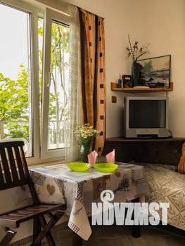 1-к квартира, посуточно, 23м2, 1/2 этаж