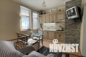 2-к квартира, посуточно, 54м2, 1/2 этаж