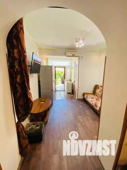 2-к квартира, посуточно, 38м2, 1/2 этаж