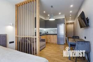 Студия квартира, посуточно, 40м2, 8/18 этаж