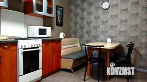 3-к квартира, посуточно, 62м2, 2/2 этаж