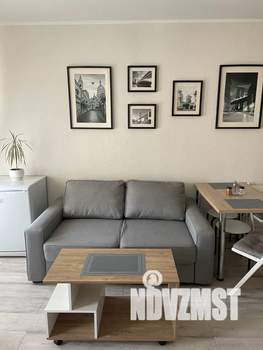 Студия квартира, посуточно, 28м2, 3/3 этаж