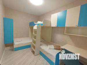 1-к квартира, посуточно, 60м2, 1/1 этаж