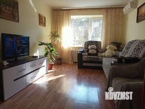 3-к квартира, посуточно, 52м2, 1/4 этаж