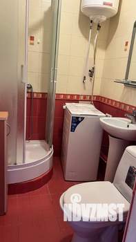 2-к квартира, посуточно, 42м2, 3/9 этаж
