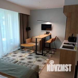 1-к квартира, посуточно, 37м2, 7/10 этаж