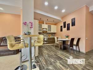 1-к квартира, посуточно, 50м2, 3/7 этаж