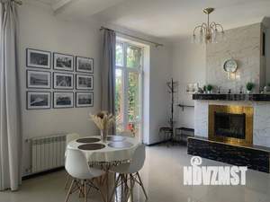 Студия квартира, посуточно, 90м2, 1/1 этаж