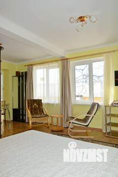 Студия квартира, посуточно, 30м2, 1/2 этаж