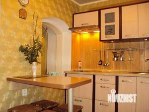 1-к квартира, посуточно, 25м2, 1/2 этаж