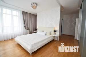 3-к квартира, посуточно, 143м2, 8/9 этаж
