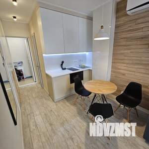 1-к квартира, посуточно, 38м2, 14/18 этаж