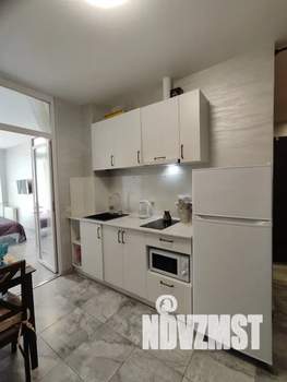 1-к квартира, посуточно, 40м2, 2/10 этаж