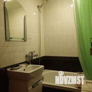 2-к квартира, посуточно, 40м2, 1/2 этаж