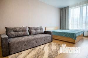 1-к квартира, посуточно, 40м2, 7/18 этаж