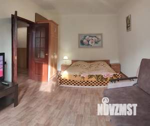 1-к квартира, посуточно, 35м2, 4/4 этаж