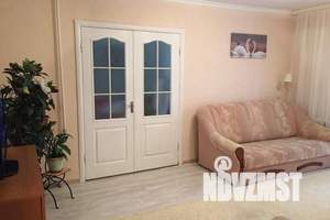 2-к квартира, посуточно, 61м2, 1/12 этаж