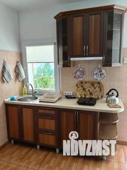 Студия квартира, посуточно, 40м2, 4/4 этаж