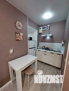 Студия квартира, посуточно, 30м2, 1/4 этаж