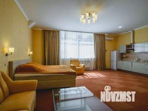 Студия квартира, посуточно, 52м2, 1/4 этаж