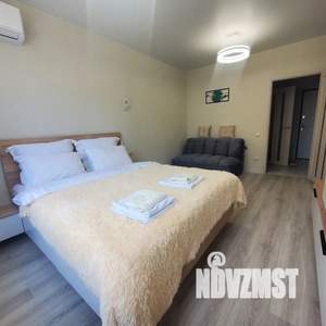 1-к квартира, посуточно, 42м2, 1/8 этаж