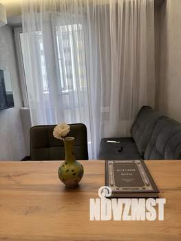 1-к квартира, посуточно, 41м2, 3/15 этаж