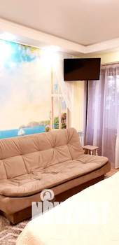 Студия квартира, посуточно, 25м2, 1/3 этаж
