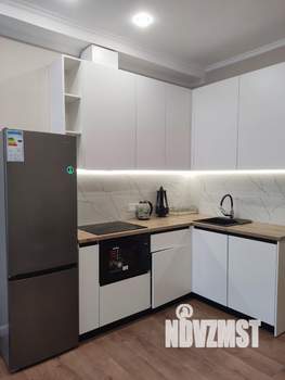 Студия квартира, посуточно, 30м2, 4/8 этаж