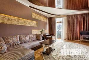 2-к квартира, посуточно, 50м2, 1/1 этаж