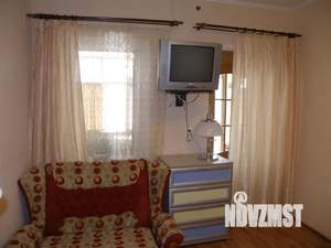 1-к квартира, посуточно, 32м2, 1/2 этаж